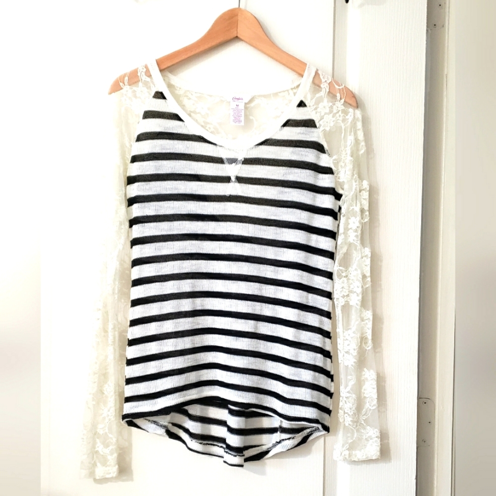 Candie's long sleeve top, juniors size M, new without tags